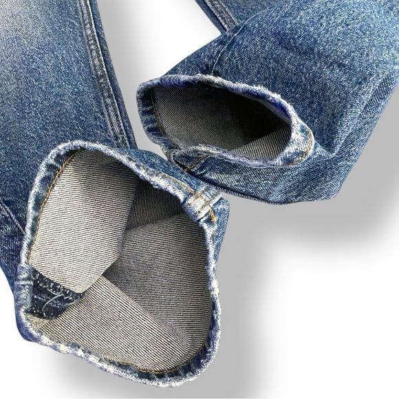 ZARA MID-RISE CUT STRAIGHT LEG JEANS Women Size 8 LIKE NEW CONDITION Minimalist - Picture 9 of 11